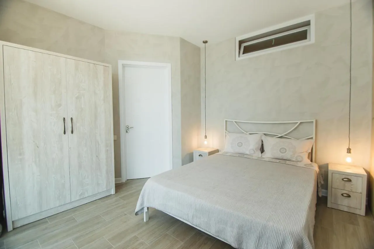 New Wave 2 Apartment Batumi